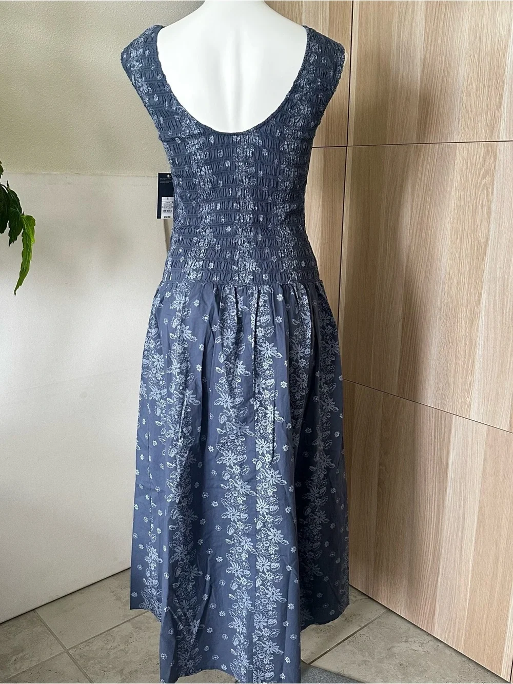 Universal Thread Blue Smocked Floral Midi Dress Size S